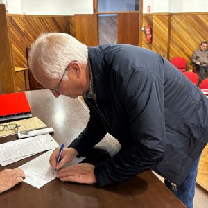 WhatsApp-Image-2025-04-14-at-16.54.59-9-300x300 WhatsApp Image 2025-04-14 at 16.54.59 (9)